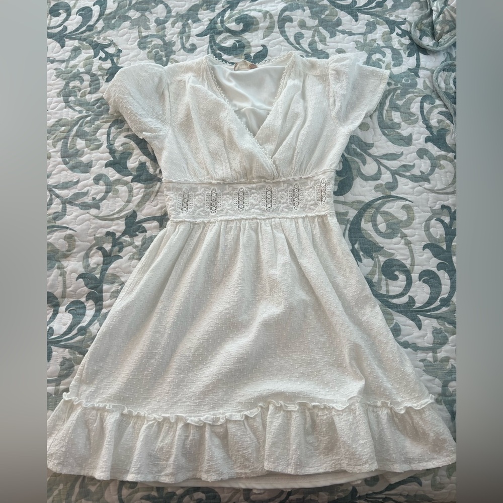 White Cottage Core Floral Sun Dress - Altar’d State